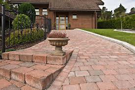 Gardener jet wash path